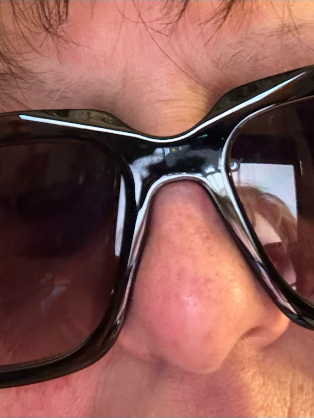 Sun Glasses-monogramed really nice tinted sunglasses no box nwt - Picture 4 of 11